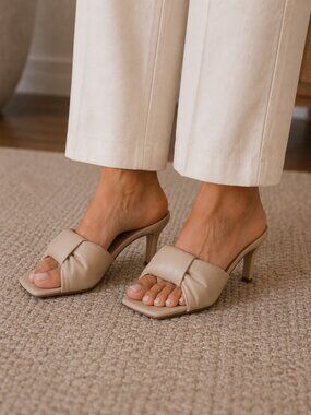 Marc Fischer 3.5 Inch Heels - Size 8M - Tan - NWOT's